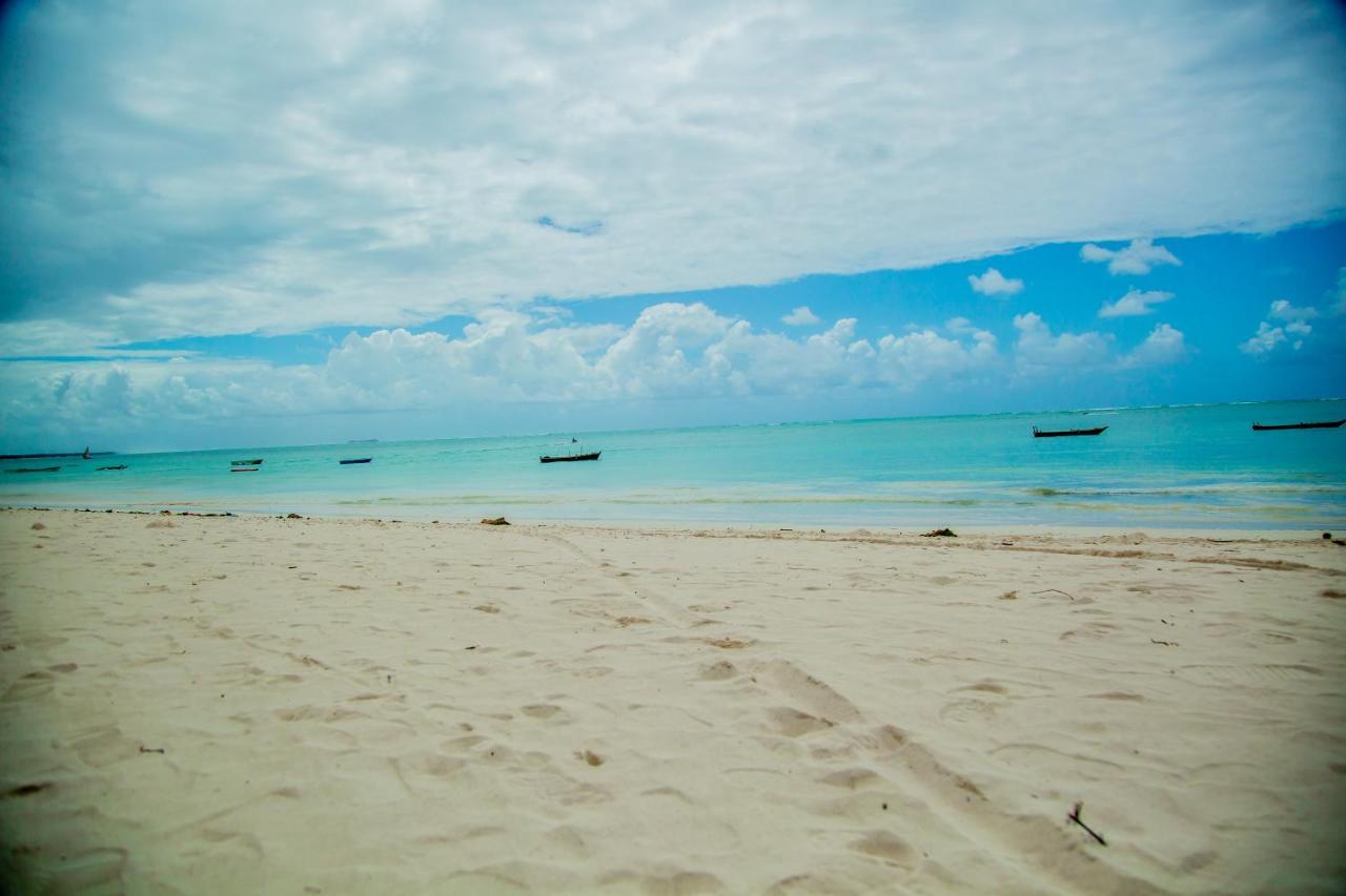 Pwani Beach Boutique Hotel Zanzibar Pwani Mchangani Kültér fotó